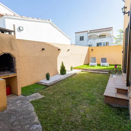 Casa 31 * L'Escala